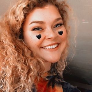 Meet your Posher, Josie